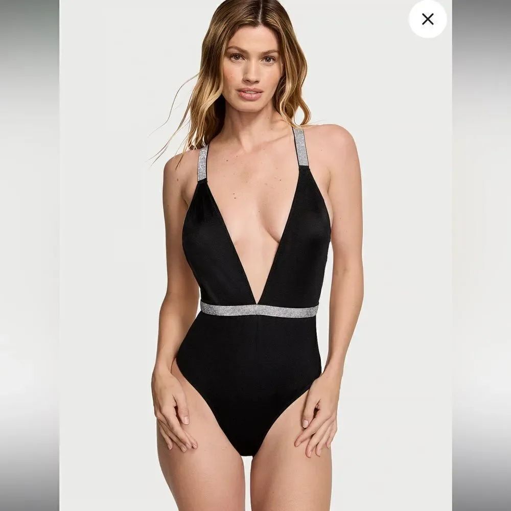 VICTORIA'S SECRET SWIM
Shine Plunge One-Piece Swimsuit NWT size M